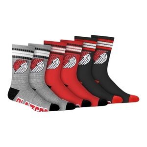 ✨BNWT - NBA Kids Portland Trail Blazers Crew Socks - size 9-11✨